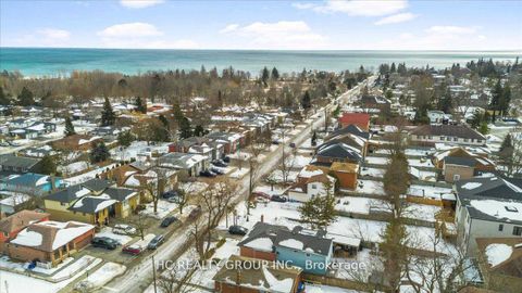 Photo 2 at 692 West Shore Boulevard, West Shore, Pickering