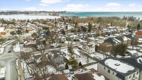 Photo 3 at 692 West Shore Boulevard, West Shore, Pickering