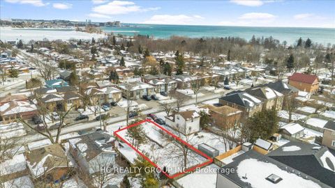 Photo 7 at 692 West Shore Boulevard, West Shore, Pickering