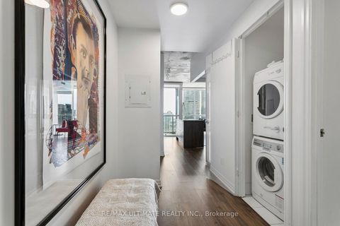 Photo 3 at 3007 - 88 Blue Jays Way, Waterfront Communities C1, Toronto
