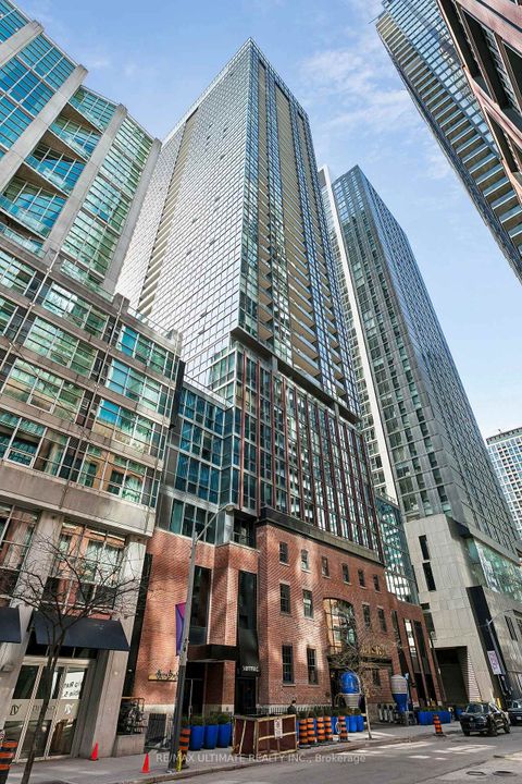 Photo 32 at 3007 - 88 Blue Jays Way, Waterfront Communities C1, Toronto