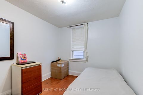 Photo 8 at 16 Pryor Avenue, Pellam Park, Toronto