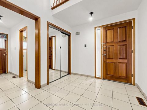 Photo 1 at 15 Coverdale Crescent, Steeles, Toronto