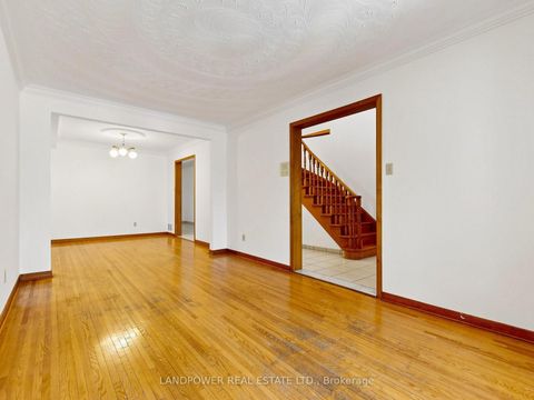 Photo 3 at 15 Coverdale Crescent, Steeles, Toronto