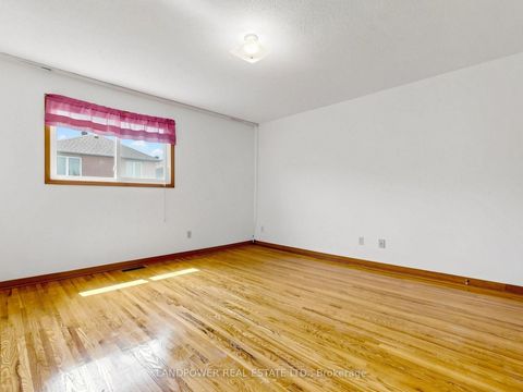 Photo 20 at 15 Coverdale Crescent, Steeles, Toronto