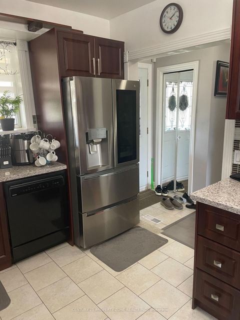 Photo 3 at 62 Sundance Crescent, Woburn, Toronto