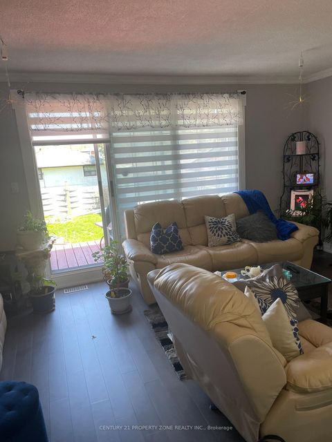Photo 6 at 62 Sundance Crescent, Woburn, Toronto