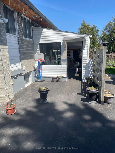 Photo 9 at 62 Sundance Crescent, Woburn, Toronto