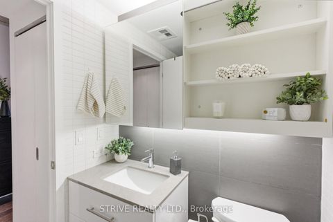 Photo 18 at 612 - 51 Trolley Crescent, Moss Park, Toronto