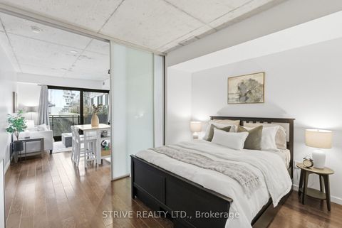 Photo 19 at 612 - 51 Trolley Crescent, Moss Park, Toronto