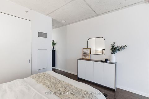 Photo 23 at 612 - 51 Trolley Crescent, Moss Park, Toronto