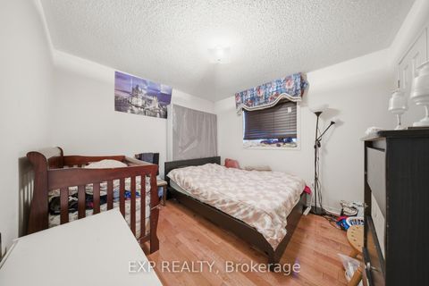 Photo 16 at 65 - 7115 Rexwood Road, Malton, Mississauga