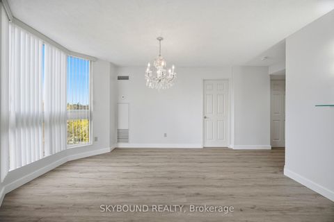 Photo 7 at 511 - 10 Kenneth Avenue, Willowdale East, Toronto