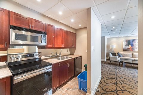 Photo 34 at 511 - 10 Kenneth Avenue, Willowdale East, Toronto