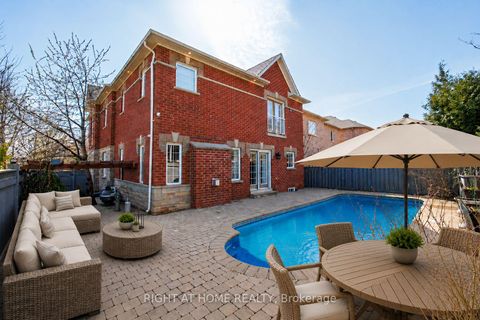 Photo 2 at 116 Knightshade Drive, Patterson, Vaughan