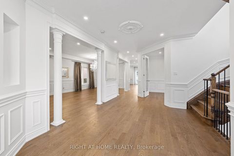 Photo 4 at 116 Knightshade Drive, Patterson, Vaughan
