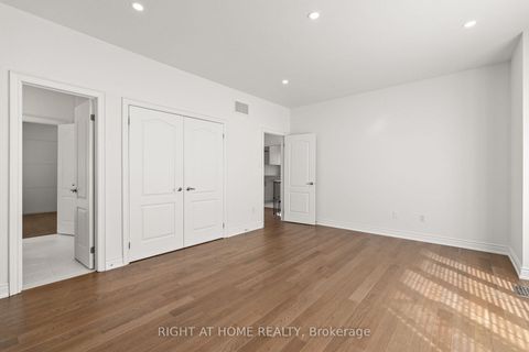 Photo 28 at 116 Knightshade Drive, Patterson, Vaughan