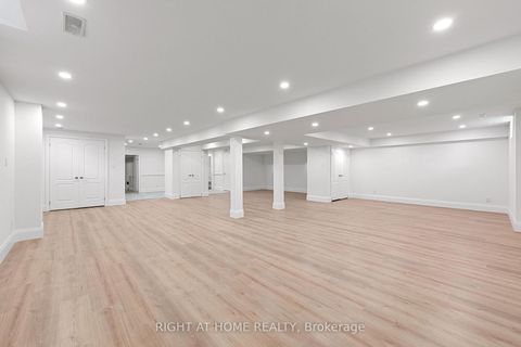 Photo 34 at 116 Knightshade Drive, Patterson, Vaughan
