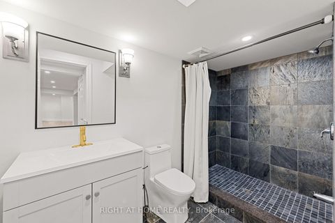 Photo 35 at 116 Knightshade Drive, Patterson, Vaughan