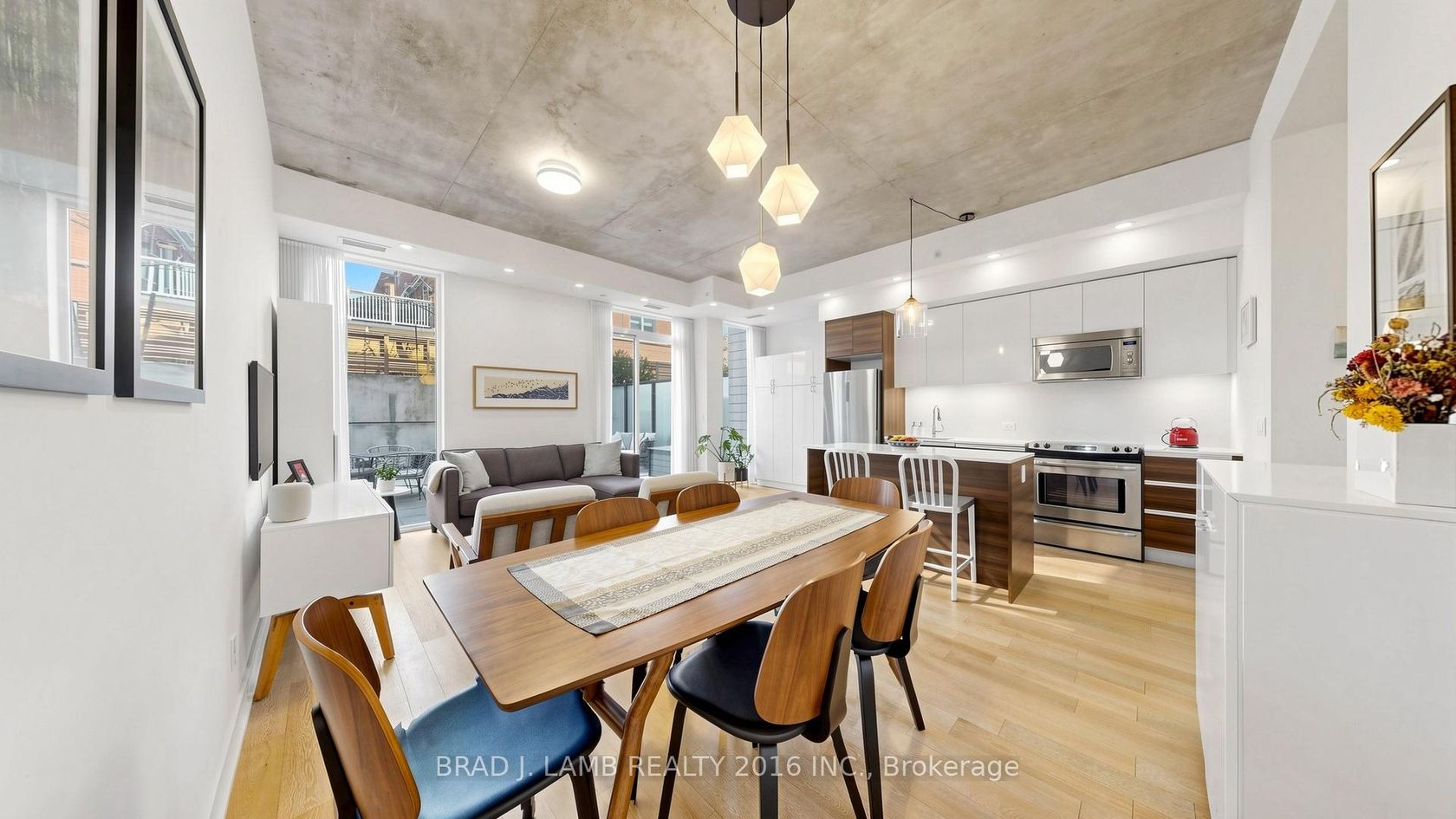 TH102 - 1238 Dundas Street E, South Riverdale, Toronto 