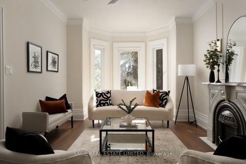 Photo 7 at 14 Halton Street, Bellwoods, Toronto