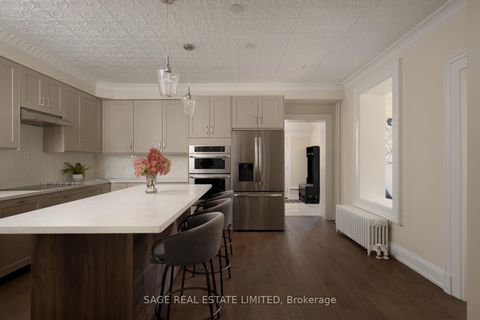 Photo 17 at 14 Halton Street, Bellwoods, Toronto