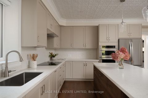Photo 19 at 14 Halton Street, Bellwoods, Toronto