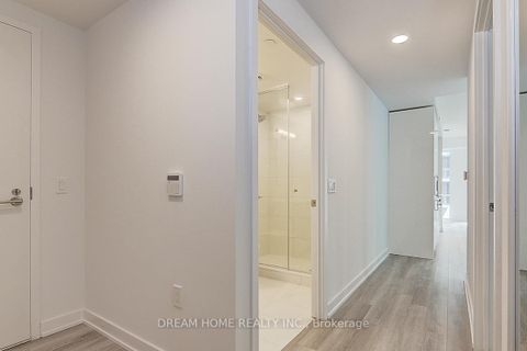 Photo 5 at 1608 - 238 Simcoe Street, University, Toronto