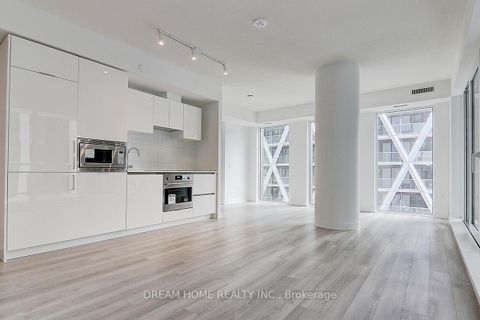 Photo 10 at 1608 - 238 Simcoe Street, University, Toronto