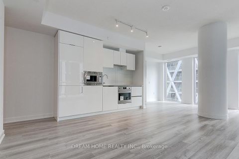 Photo 11 at 1608 - 238 Simcoe Street, University, Toronto