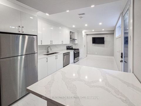 Photo 24 at 263 East Avenue, Rouge E10, Toronto