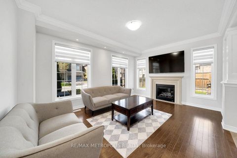 Photo 11 at 115 Pelee Avenue, Kleinburg, Vaughan