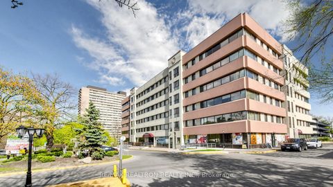 Photo 1 at 616 - 10 Gateway Boulevard, Flemingdon Park, Toronto