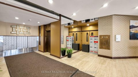 Photo 6 at 616 - 10 Gateway Boulevard, Flemingdon Park, Toronto
