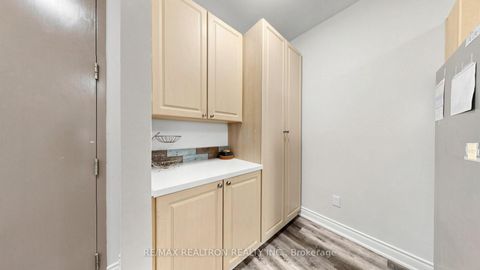 Photo 27 at 616 - 10 Gateway Boulevard, Flemingdon Park, Toronto