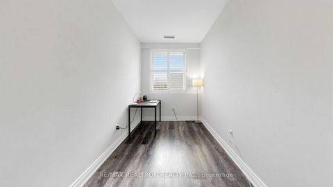 Photo 42 at 616 - 10 Gateway Boulevard, Flemingdon Park, Toronto