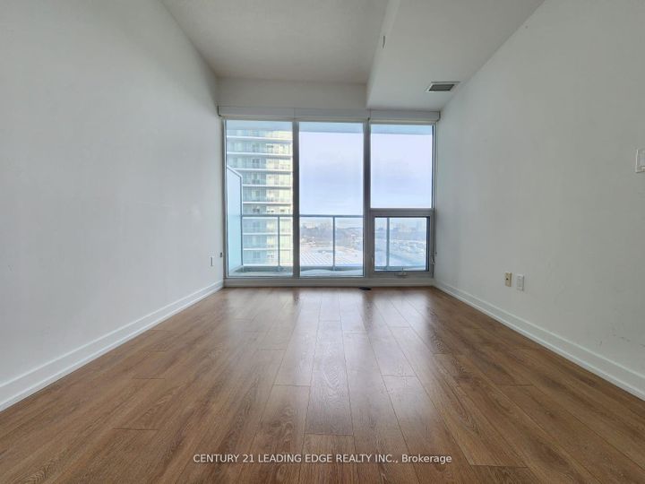 Photo 13 at 709 - 115 Mcmahon Drive, Bayview Village, Toronto