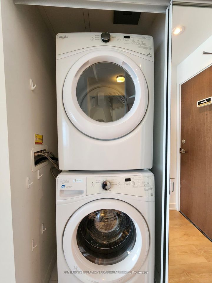 Photo 21 at 709 - 115 Mcmahon Drive, Bayview Village, Toronto