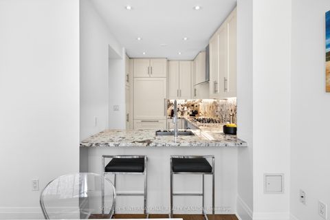 Photo 15 at Th 115 - 29 Queens Quay E, Waterfront Communities C8, Toronto