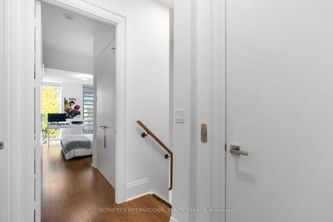 Photo 24 at Th 115 - 29 Queens Quay E, Waterfront Communities C8, Toronto