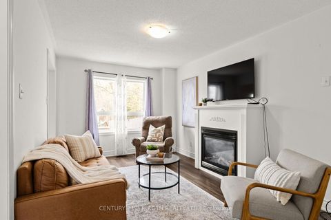 Photo 5 at 45 White Elm Road, Holly, Barrie