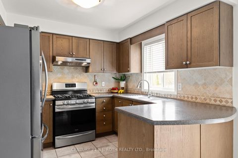 Photo 6 at 45 White Elm Road, Holly, Barrie