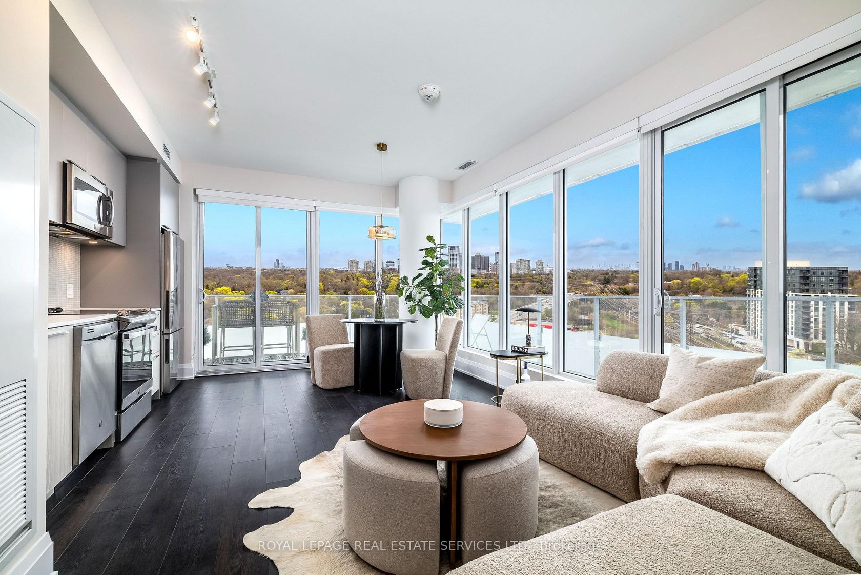 1402 - 20 Brin Drive, Humber Valley, Toronto 