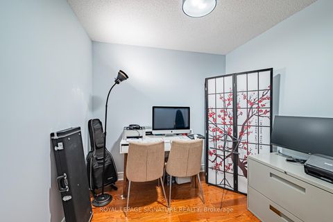 Photo 22 at 813 - 123 Eglinton Avenue E, Mount Pleasant West, Toronto