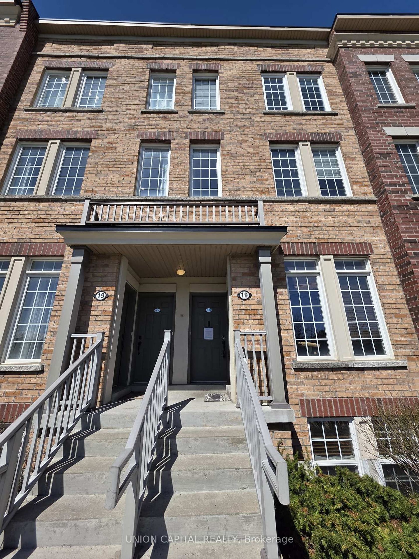 34 - 19 Island Road, Rouge E10, Toronto 