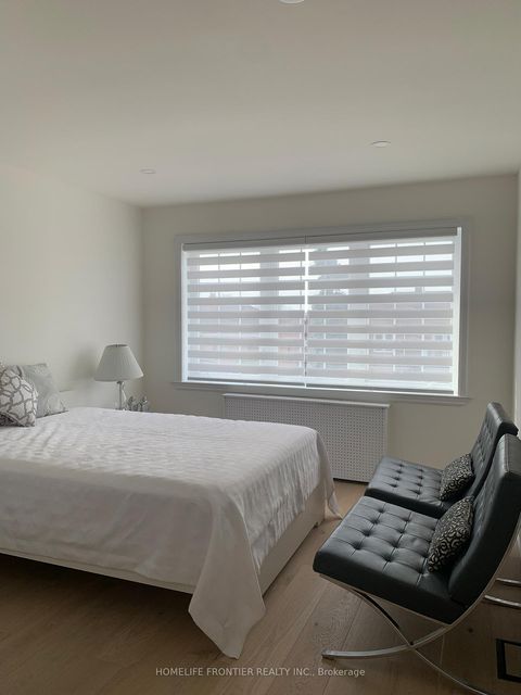 Photo 20 at 17 BERTRAM Street W, Greenbrook, Toronto