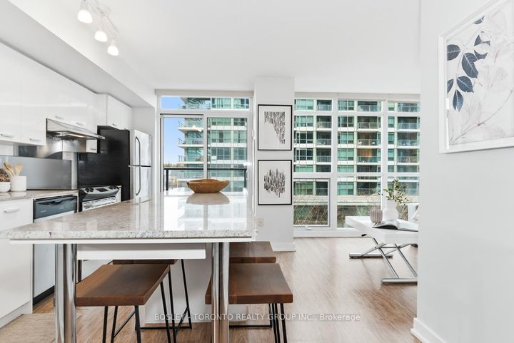 Photo 5 at 309B - 19 Singer Court, Bayview Village, Toronto