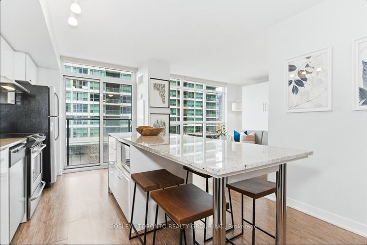 Photo 6 at 309B - 19 Singer Court, Bayview Village, Toronto