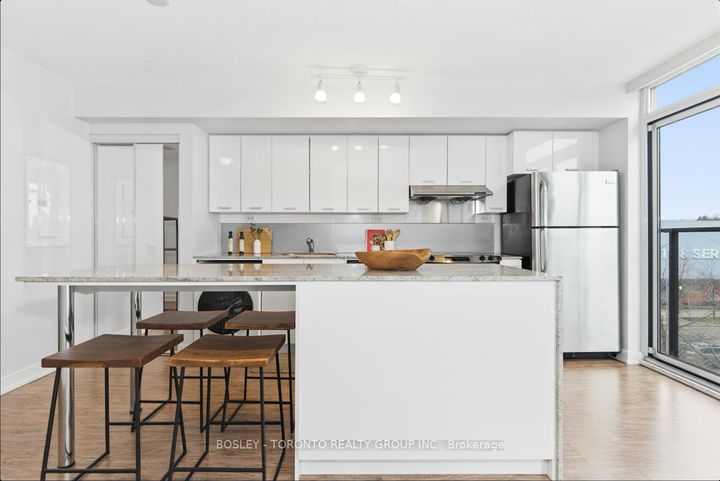 Photo 14 at 309B - 19 Singer Court, Bayview Village, Toronto