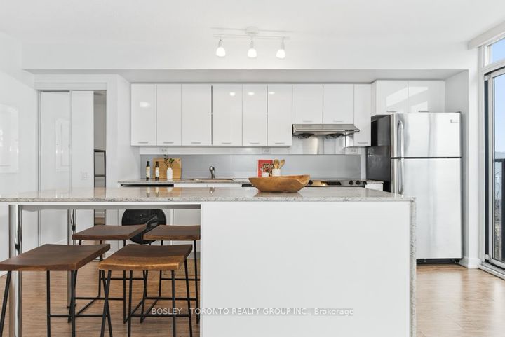 Photo 15 at 309B - 19 Singer Court, Bayview Village, Toronto